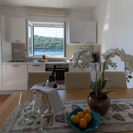 Apartment Regina Maris